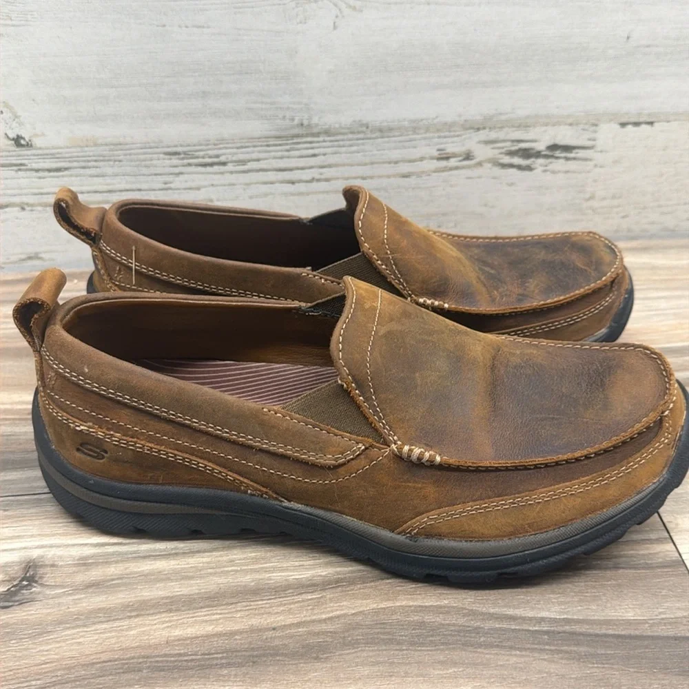 Skechers 6202 Mens Superior Gains Brown Leather Memory Foam Loafers Shoes 8